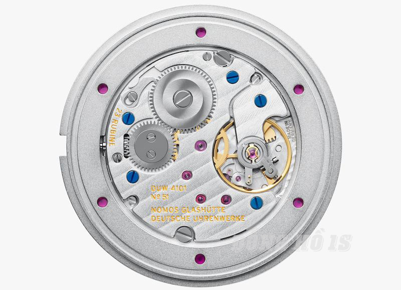 nomos caliber beta mat sau copy