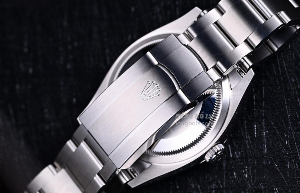 Rolex Oyster Perpetual 134300 (2)