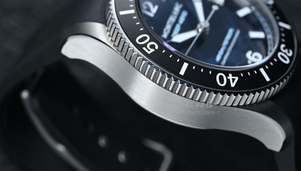 dong ho montblanc glacier 133268 (5)